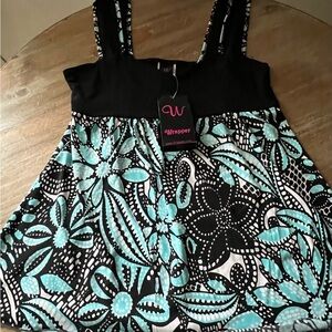 Fun retro print top by Wrapoers, brand new, never worn, tags attached. Size M